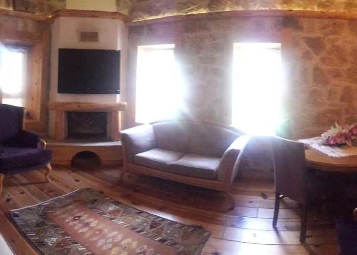 Mogla Tashan Hotel 3*